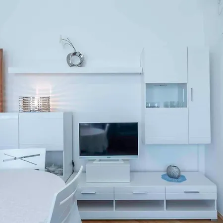 In - Insel Krk 41822 Apartment Malinska